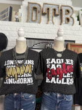 Load image into Gallery viewer, MASCOT REPEAT PUFF LEOPARD SPIRIT TEE