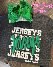 Load image into Gallery viewer, MASCOT REPEAT PUFF LEOPARD SPIRIT TEE