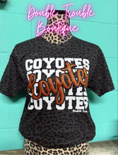 Load image into Gallery viewer, MASCOT REPEAT PUFF LEOPARD SPIRIT TEE