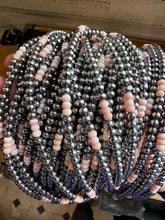 Load image into Gallery viewer, 4 mm Sterling Silver Pearls choker with pink conch