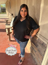 Load image into Gallery viewer, MADELINE TOP -BLACK