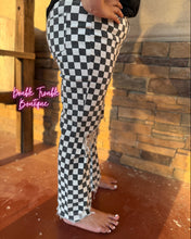 Load image into Gallery viewer, ROUND THE TRACK CHECKER JEANS