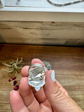 Load image into Gallery viewer, Cluster - size 8 - red spiny and sterling silver
