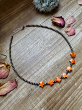 Load image into Gallery viewer, 14 inch choker - spiny oyster star And Sterling Silver Pearls
