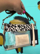 Load image into Gallery viewer, Midtown Crossbody, Clear Mona
