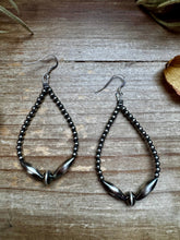 Load image into Gallery viewer, Sterling Silver Pearl &amp; Torpedo Teardrop Earrings
