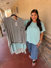 Load image into Gallery viewer, Leah Top -Turq
