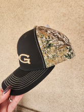 Load image into Gallery viewer, GAMEGUARD MENS CAP- BLACK/CAMO BACK
