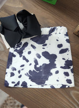 Load image into Gallery viewer, PRINTED COW SKIRT
