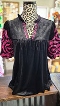 Load image into Gallery viewer, CHIC EMBROIDERED TOP - BLK
