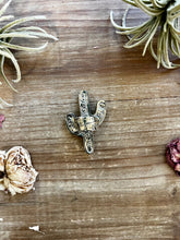 Load image into Gallery viewer, Blue Turquoise Cactus Ring with flower - Adjustable - Brass silver
