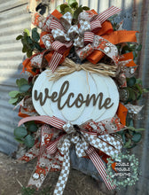 Load image into Gallery viewer, Welcome Pumpkin Super Lux Fall Wreath
