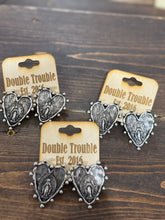 Load image into Gallery viewer, The Virgin Mary Jewlery Set
