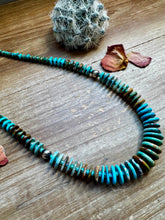 Load image into Gallery viewer, 23 inch graduated turquoise necklace tri-color
