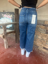 Load image into Gallery viewer, PRISCILLA WIDE LEG RISEN DENIM
