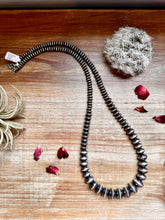 Load image into Gallery viewer, Sterling silver pearls - 28 inch
