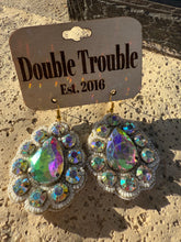 Load image into Gallery viewer, Blossom Earrings

