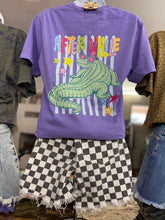 Load image into Gallery viewer, LATOR GATOR GRAPHIC TEE

