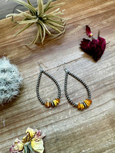 Load image into Gallery viewer, 3 mm sterling silver pearls earrings teardrop with yellow amber
