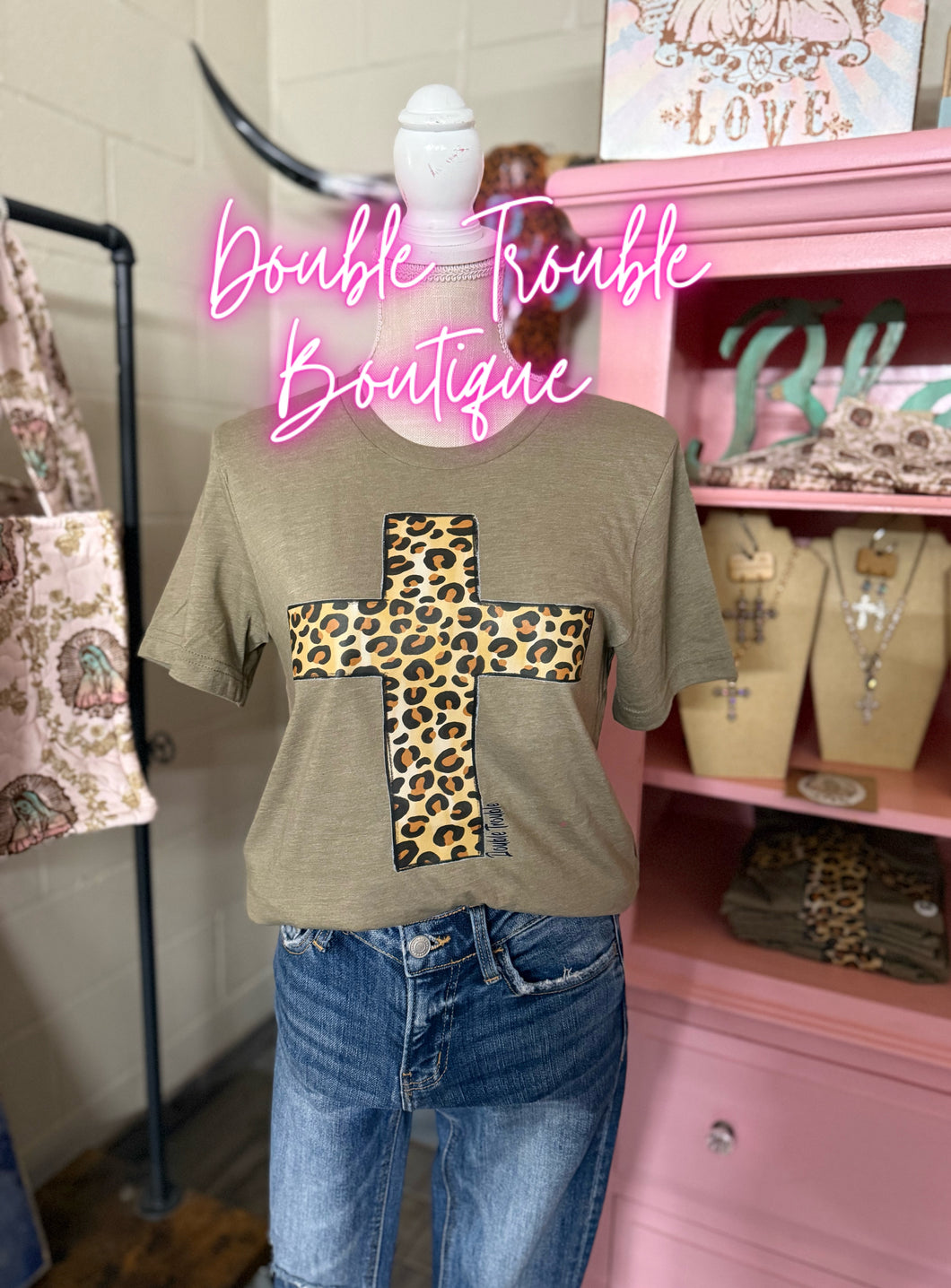 LEOPAED CROSS TEE