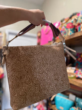 Load image into Gallery viewer, LAWTON, DOWNTOWN CROSSBODY
