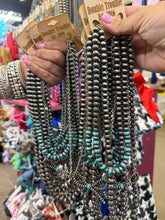 Load image into Gallery viewer, Riley Necklace
