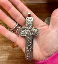 Load image into Gallery viewer, Antler Cross Pendant With Turquoise On Silver Brass
