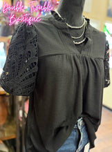 Load image into Gallery viewer, MADDY TOP
