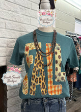 Load image into Gallery viewer, Fall Pumpkin Graphic Tee
