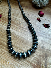 Load image into Gallery viewer, Sterling silver pearls - 24 inch
