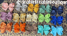 Load image into Gallery viewer, GLITTER SINGLE STACK BOWS 6IN
