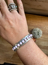 Load image into Gallery viewer, Cuff Bracelet - Pink Conch &amp; Sterling Silver
