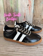 Load image into Gallery viewer, HEADS UP METALLIC BLACK SNEAKERS BY: CORKYS
