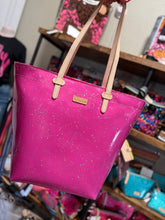 Load image into Gallery viewer, Berry Daily Tote
