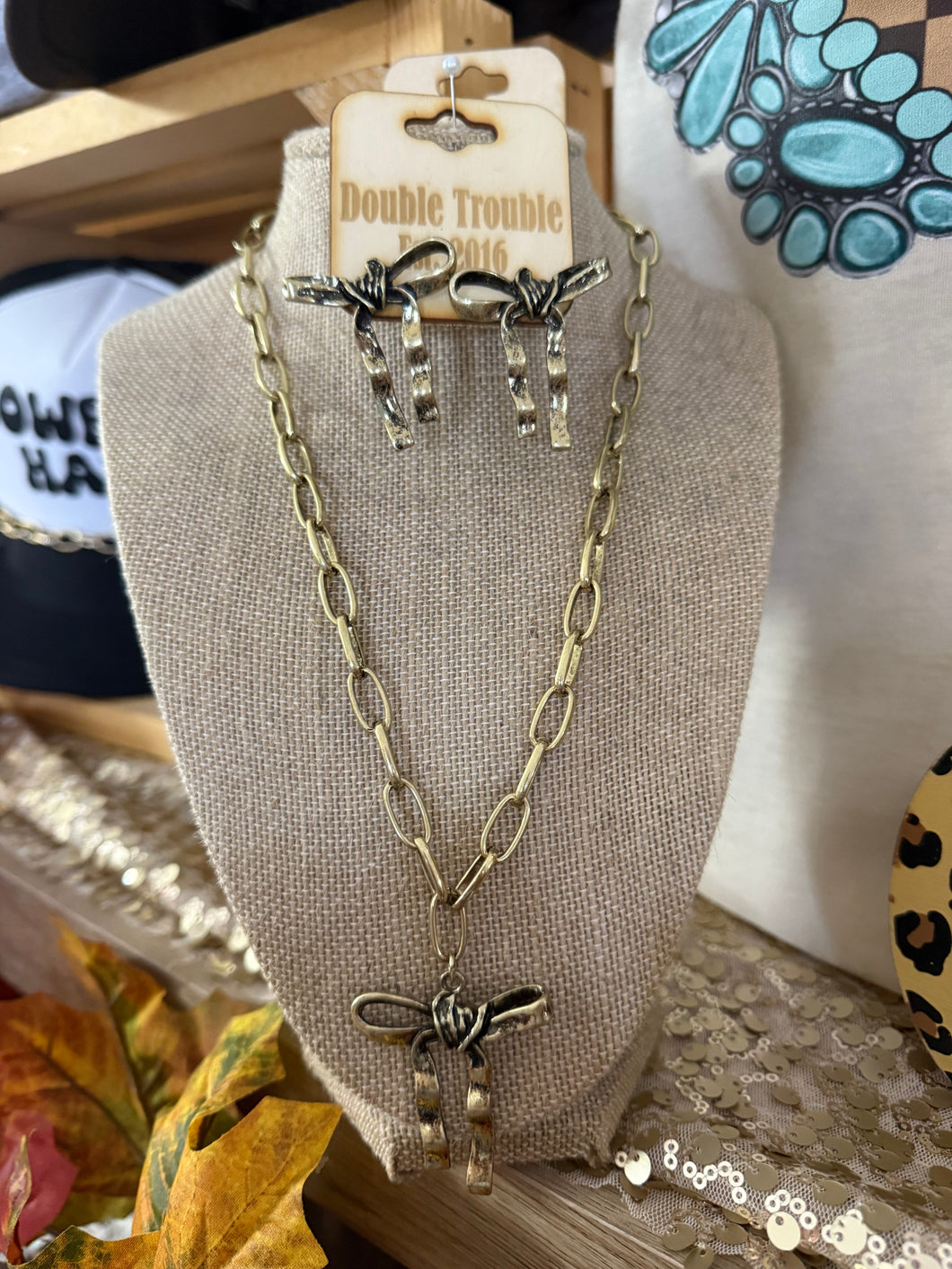 GIRLY GIRL GOLD BOW SET