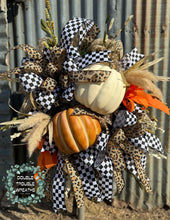 Load image into Gallery viewer, Lux Pumpkins Fall Wreath
