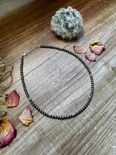 Load image into Gallery viewer, 4 mm Sterling Silver Pearls choker with spiny oyster
