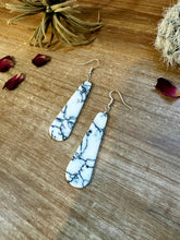 Load image into Gallery viewer, White block white tear drop earrings
