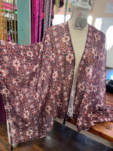 Load image into Gallery viewer, Bek Kimono
