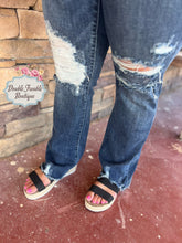 Load image into Gallery viewer, JUDY BLUE DANI BOOTCUT JEANS
