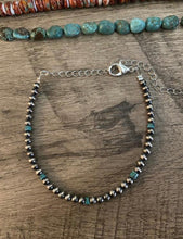 Load image into Gallery viewer, Sterling silver Pearls Bracelet
